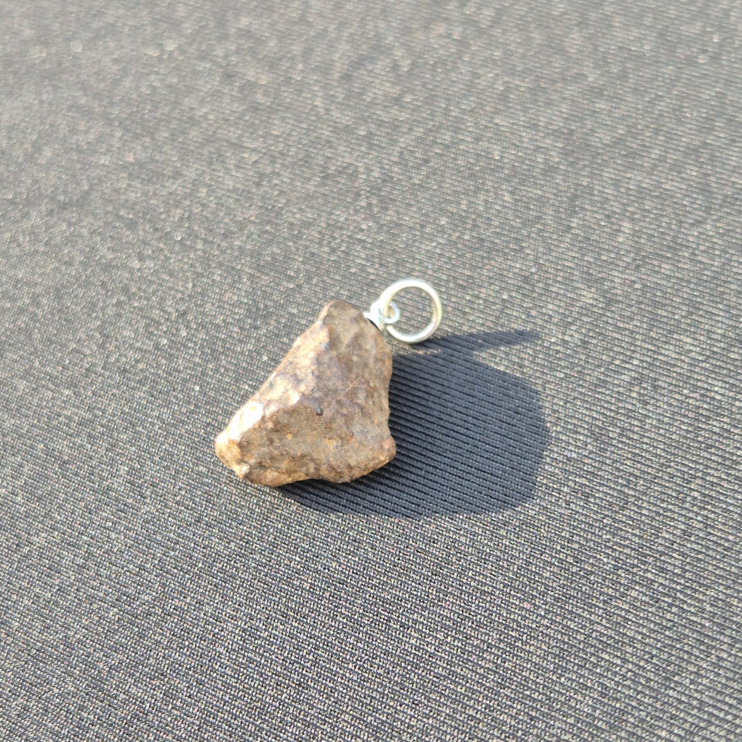 pendentif nwa