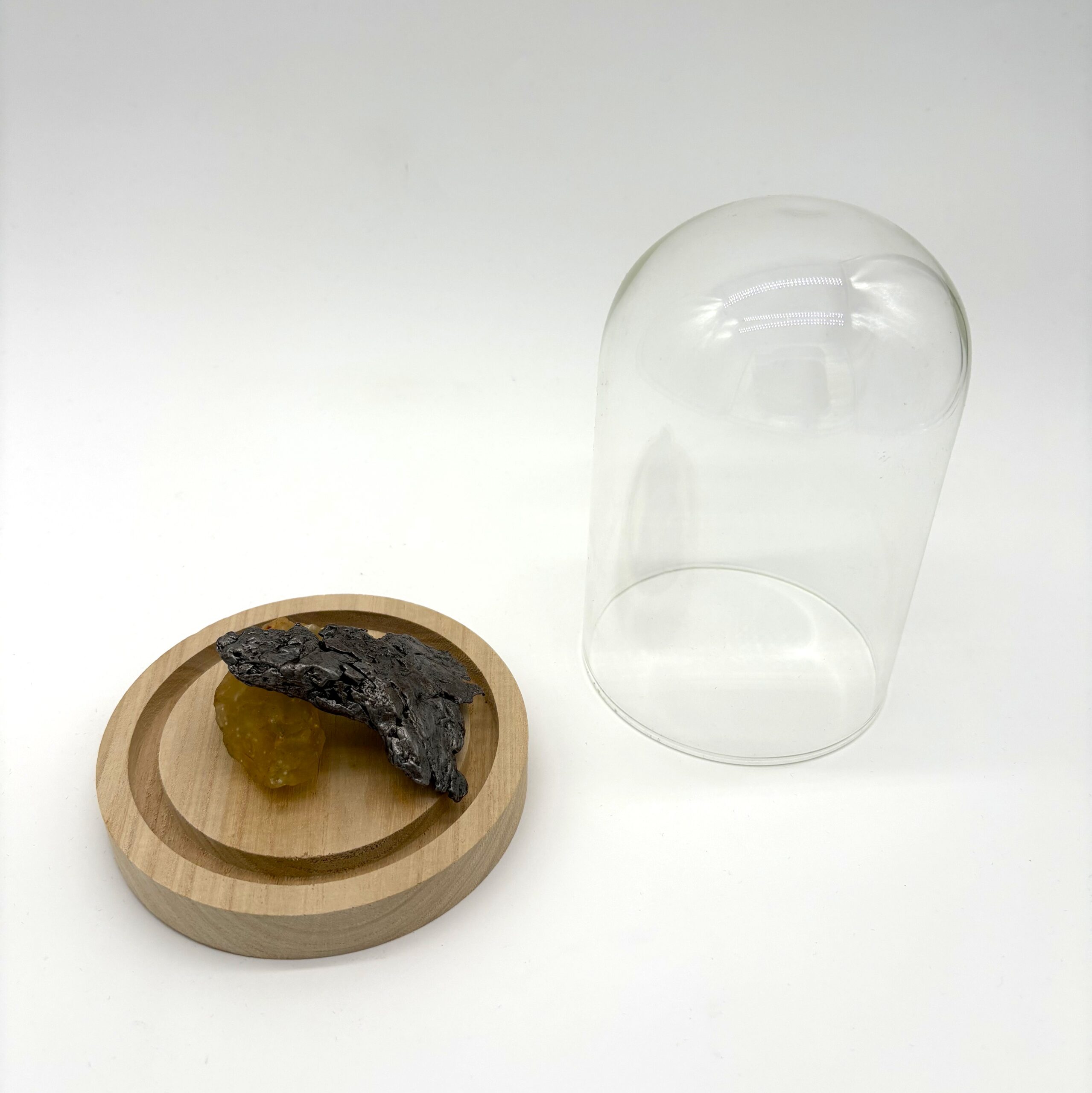 PRODUKT METEORITEN CAMPO DEL CIELO GLAS LIBYSCH GLOCKE GLAS WEISS HINTERGRUND (1)