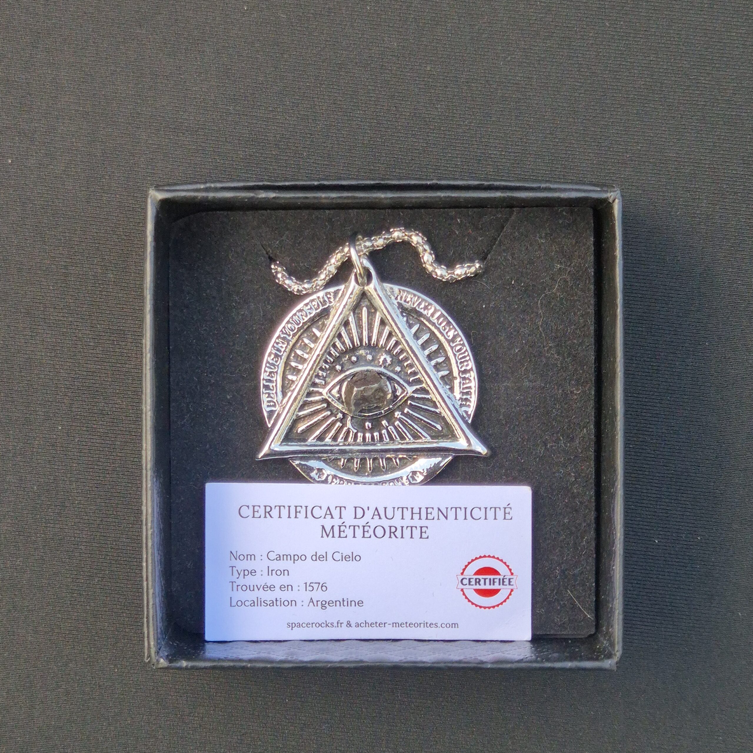 collier cosmique