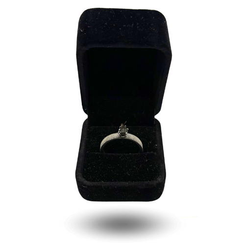 Moderner Ring aus Silber mit NWA 13290