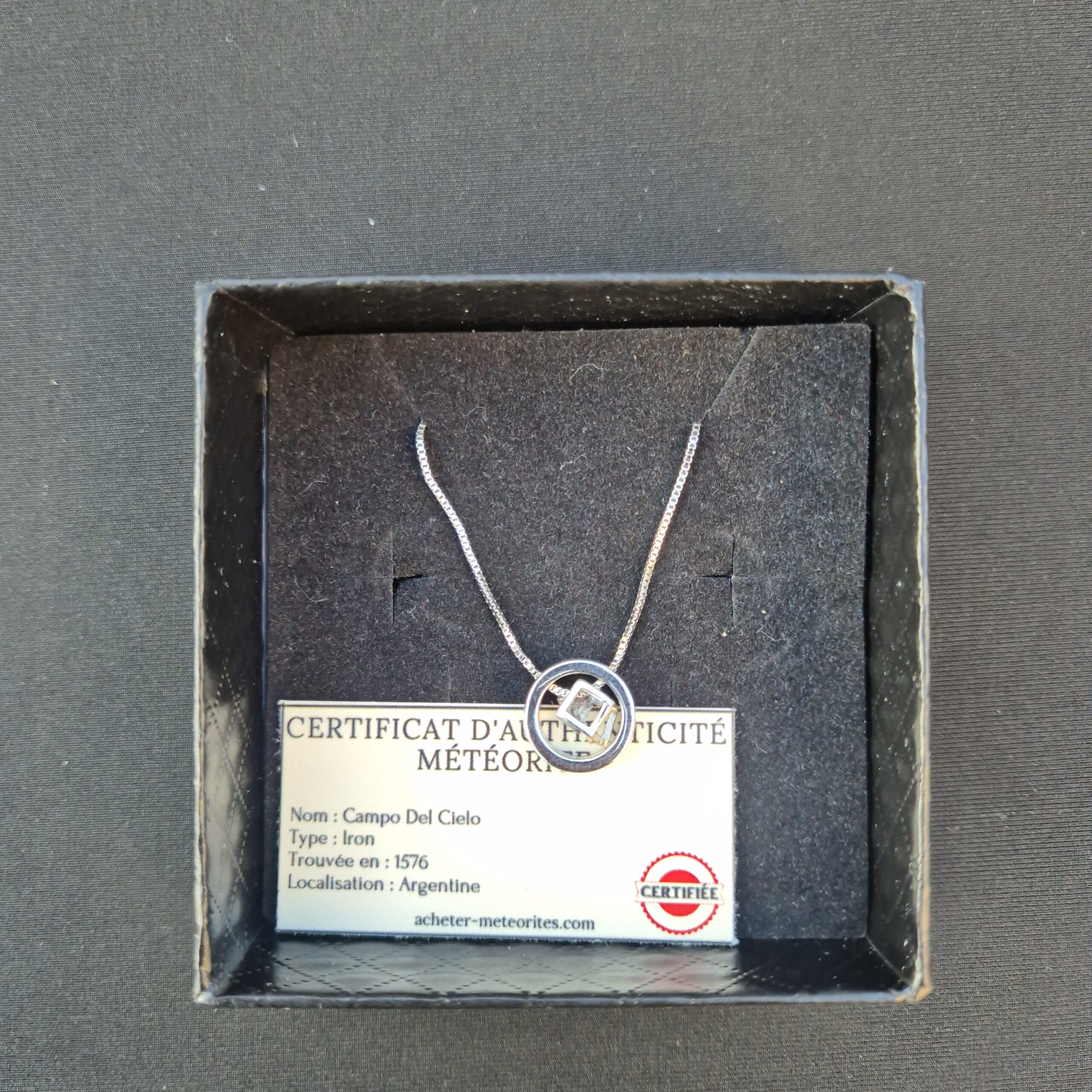 collier moderne météorite
